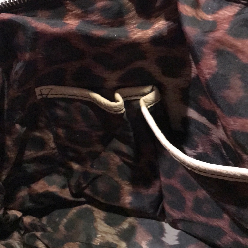 Jessica Simpson purse - Picture 5 of 8